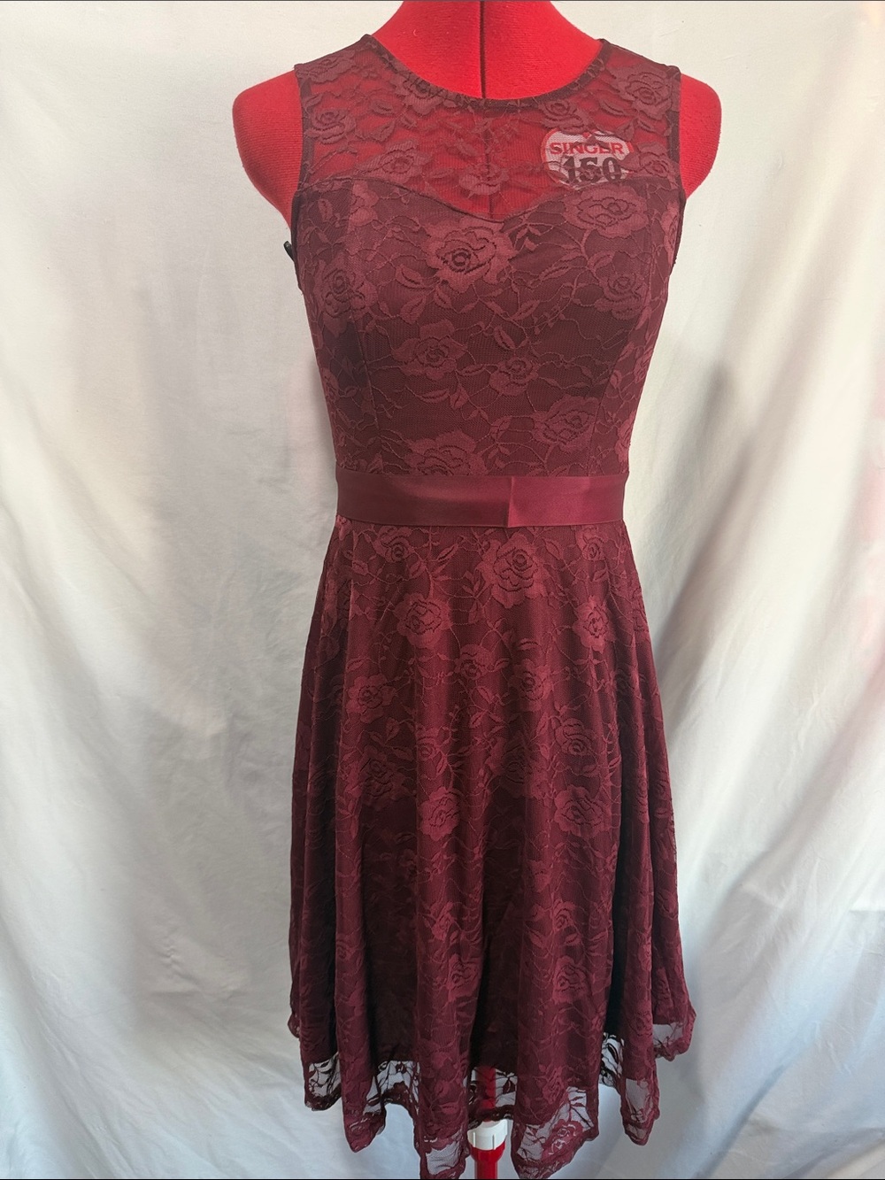 Sleeveless Lace Midi Dress in Deep Wine XS180